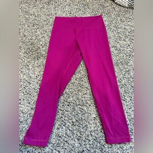 Lululemon Wunder Train High-Rise Tight 25"
Magenta Purple